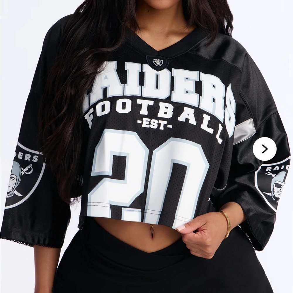 Fashion Nova Black and White Raiders Football Crop Top